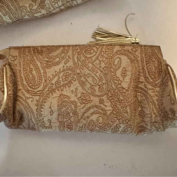 Set of 2 Cosmetic Bags with Plastic Lining and Gold Threading Detail - Picture 3 of 15